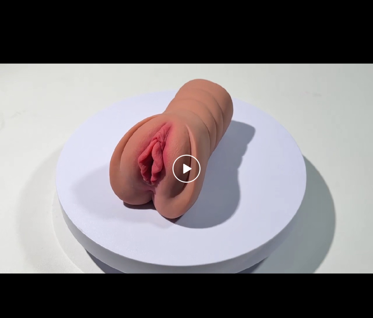 Realistic Pussy - Image 2